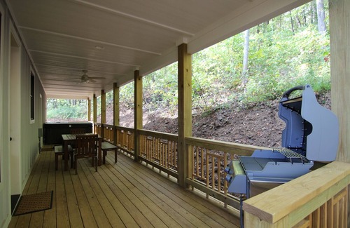 Asheville House | The Snookmore ~ Front Porch Rockin' Views
