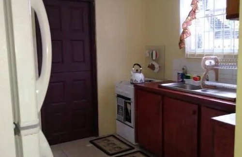 Belmont House | The Snug Little Nest 2 bedroom
