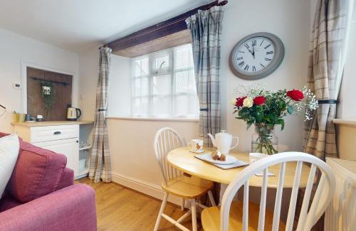 Minehead House | The Snug Timberscombe
