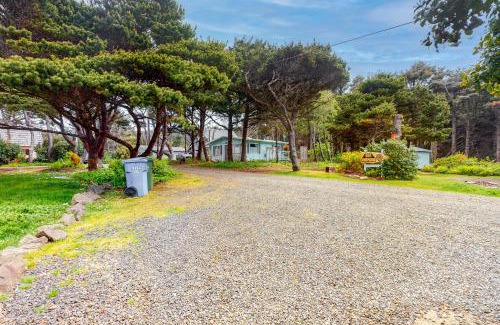 Yachats House | The Soaring Seabird