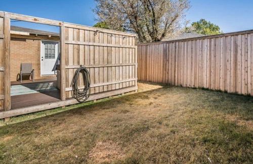 Amarillo House | The Solstice l Hot Tub EV Charger Private Yard