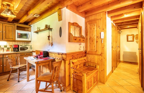 Pralognan-la-Vanoise Apartment | The Sonnailles Dome, well-being at the foot of the slopes, 2 'Clés Vacances'