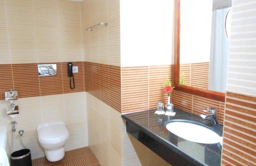 University of Kerala Senate House Campus Hotel | The South Park Hotel