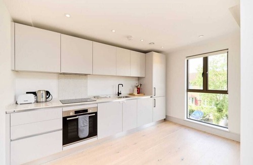 Abbey Apartment | The South Wimbledon Hideout - Fancy 1 Bdr Flat