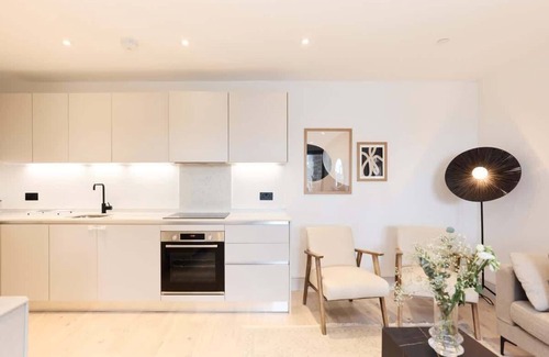 Abbey Apartment | The South Wimbledon Escape - Lovely 3 Bdr