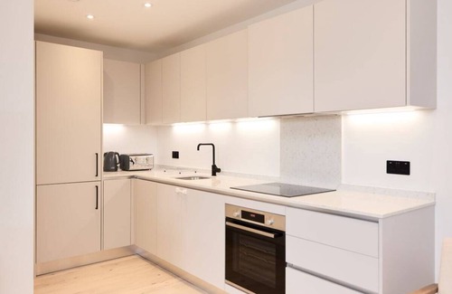 Abbey Apartment | The South Wimbledon Escape - Lovely 3bdr With Balcony