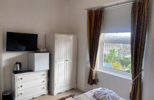 Torquay House | The Southbourne Villa