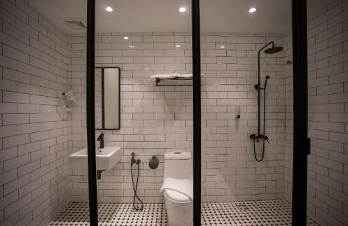 Downtown George Town Hotel | The Southern Boutique Hotel