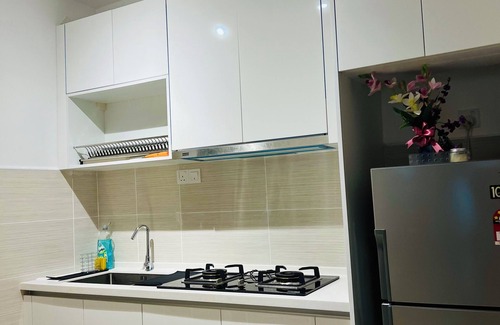 Kuala Lumpur City Centre Apartment | The spacious 3br is perfect for you to enjoy the city’s vibrant atmosphere.