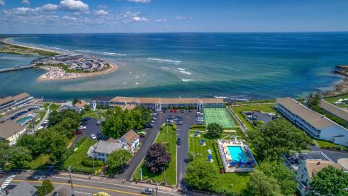 Ogunquit Hotel | The Sparhawk Oceanfront Resort