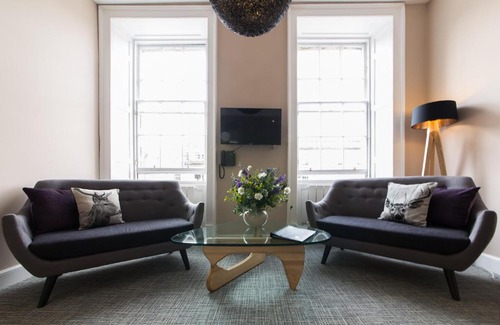 New Town Apartment | The Spires Serviced Apartments Edinburgh