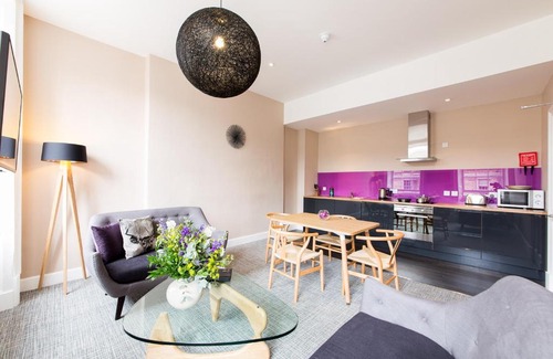 New Town Apartment | The Spires Serviced Apartments Edinburgh