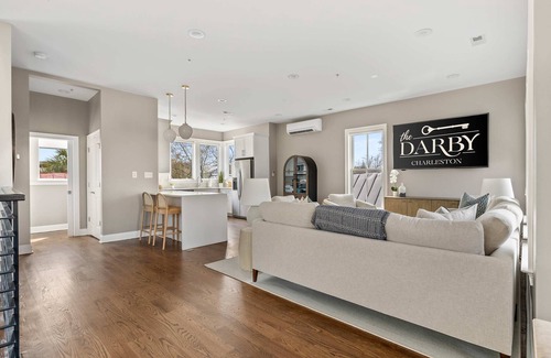 Cannonborough Elliotborough House | The Spring | Luxury Retreat w/Patio