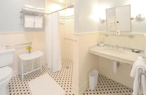 Saratoga Springs Bed & Breakfast | The Springwater Bed and Breakfast