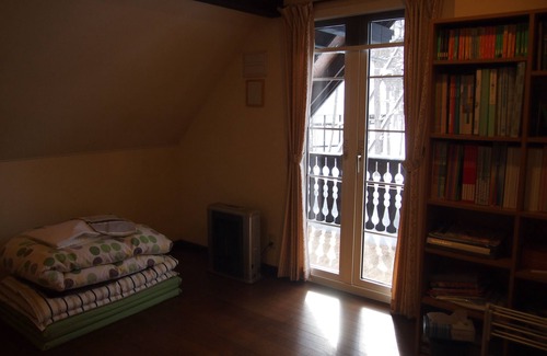 Nakasatsunai House | The squirrel's guesthouse Canterbury