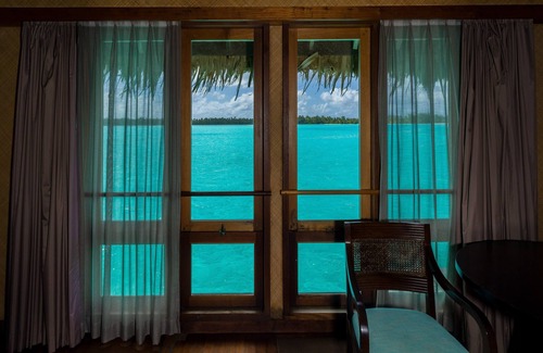 Bora Bora Resort | The St. Regis Bora Bora Resort