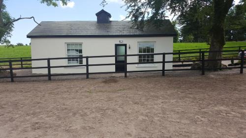 Macroom House | The Stable Lodge Cannaway House
