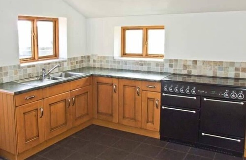 Peak District Cottage | THE STABLES, family friendly, character holiday cottage in Edale