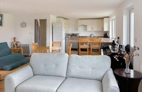 Chipstead House | The Stables - Uk47819