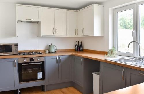 Chipstead House | The Stables - Uk47819