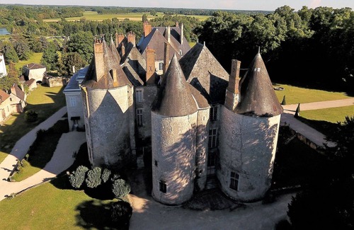 Meung-sur-Loire Apartment | the Stage of the Castles,