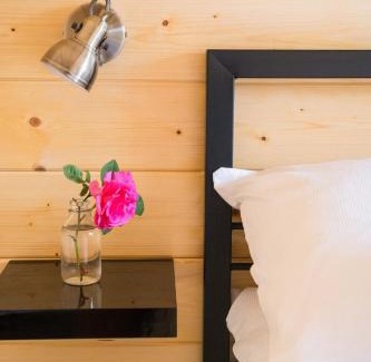 Skibbereen Apartment | The Stall at CasaClarig - West Cork Cabin with Sauna