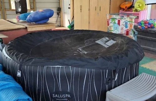 Kempner RV Rental | The Stallion Tent (new ac installed)