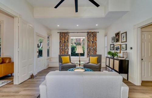 Golden Hill House | The Stanton Residence - Chic and Cozy Classic near Downtown