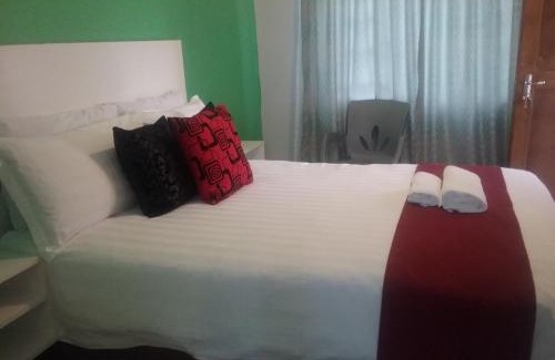Jwaneng Bed & Breakfast | The Star B&B