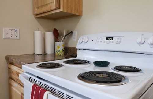 Downtown Klamath Falls House | The Stardust Cottage Near Downtown Klamath Falls