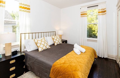 East Walnut HIlls Apartment | The Steeple View: Spacious and Central 3BR!