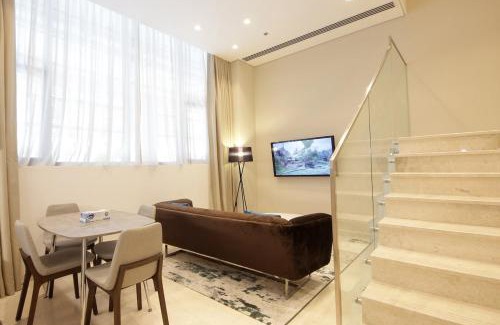 Downtown Dubai Apartment | The Sterling By OMNIYAT Near To Dubai Mall