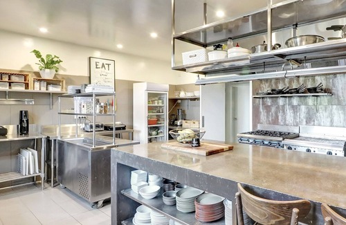 Goughs Bay House | The Sticks - a tranquil space to relax and unwind.