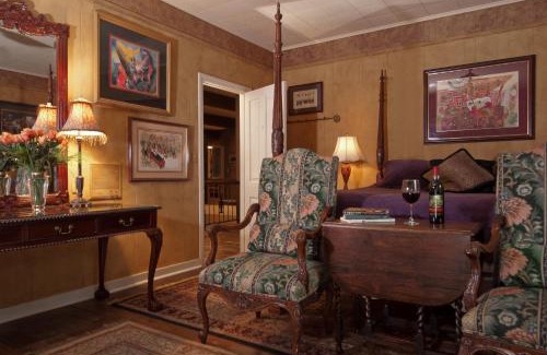 Highlands - Perkins Bed & Breakfast | The Stockade Bed and Breakfast