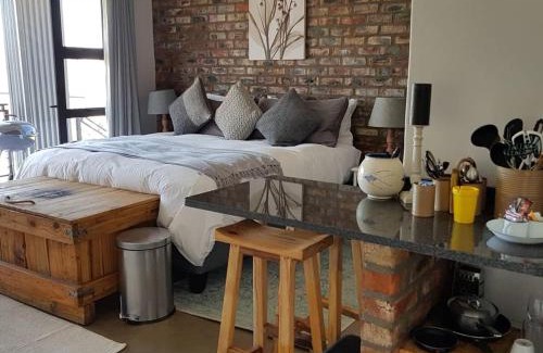 Clarens Apartment | The Stoke House