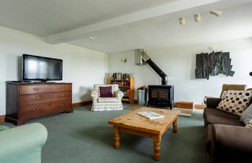 Kimmeridge Cottage | The Stone Barn - 5 bed cottage with sea views