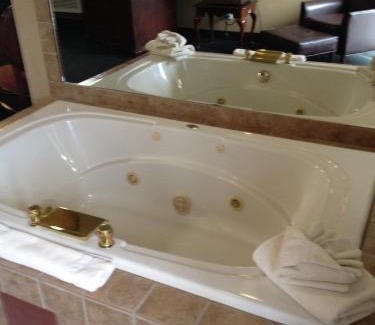 Branson Hotel | The Stone Castle Hotel & Conference Center