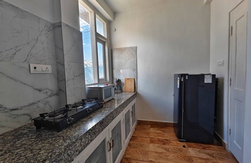 Manali House | The Stone Hedge