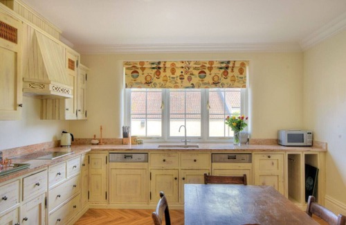 Axmouth House | THE STONE HOUSE, pet friendly, with open fire in Seaton, Devon