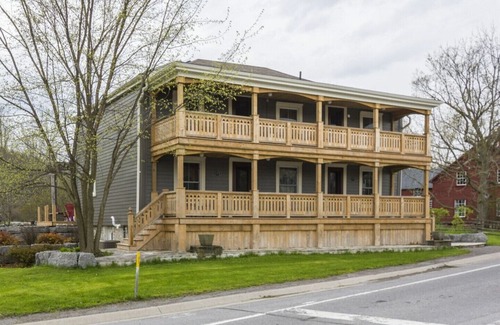 Prince Edward House | The Stone Mills Stage and Ferry Hotel