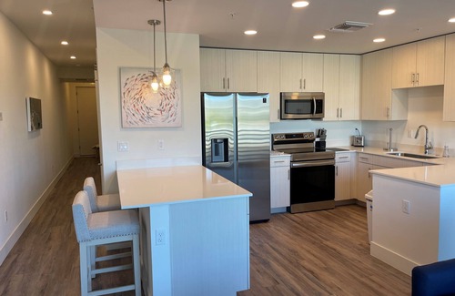 Central Sarasota Condo | The Strand of Sarasota 215