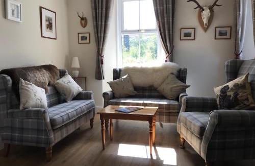 Calvine House | The Struan Inn Self Catering Lodge