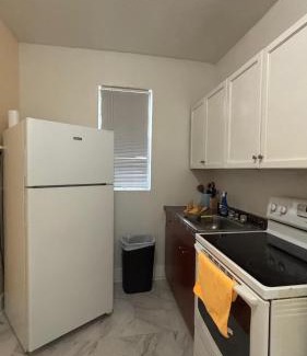 East Little Havana Apartment | The Studio 6 Little Havana Walk to Marlins Stadium