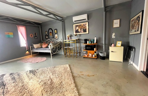 Coleman Apartment | The Studio at Stardust Mid-Century Retreat