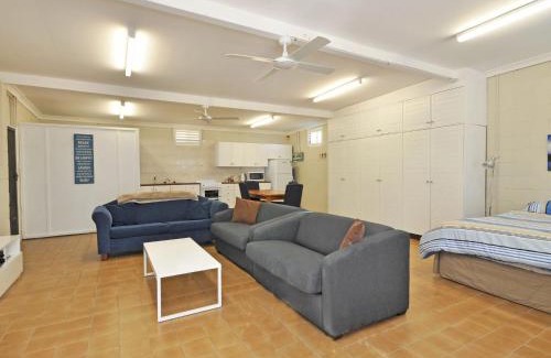 Fishing Point House | The Studio on the Lake at Fishing Point Lake Macquarie