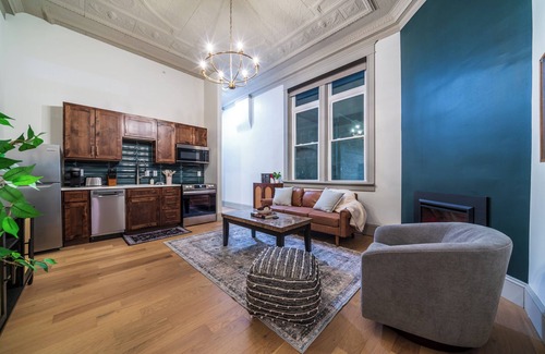 Sedalia Apartment | The Study - Luxury 2 Bedroom Apartment in Downtown Sedalia with a Fireplace