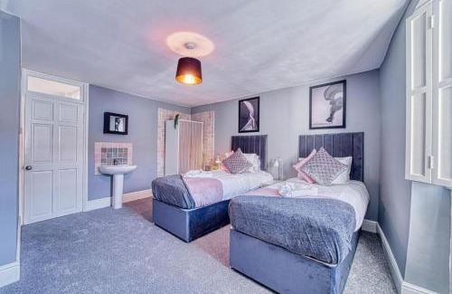 Batheaston House | The Stylish Gem of Bath - Sleeps 10