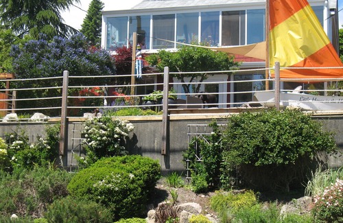 Gibsons House | The Suite at Little House in the Harbour, Gibsons BC