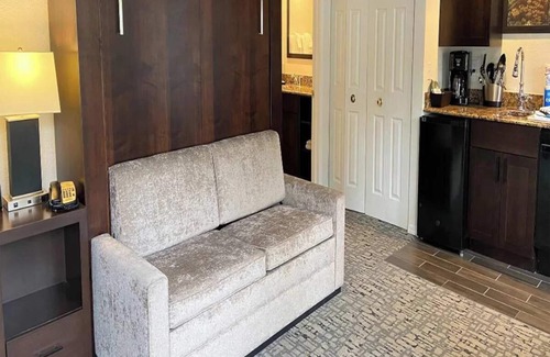 Table Rock Condo | The Suites @ Fall Creek, 2 bedroom lockoff