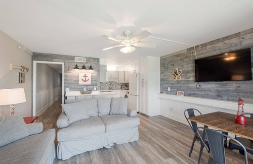 Bel Air Condo | The Summit 1BR+Bunk/1.5BA -1st Floor! Beach Service Included!